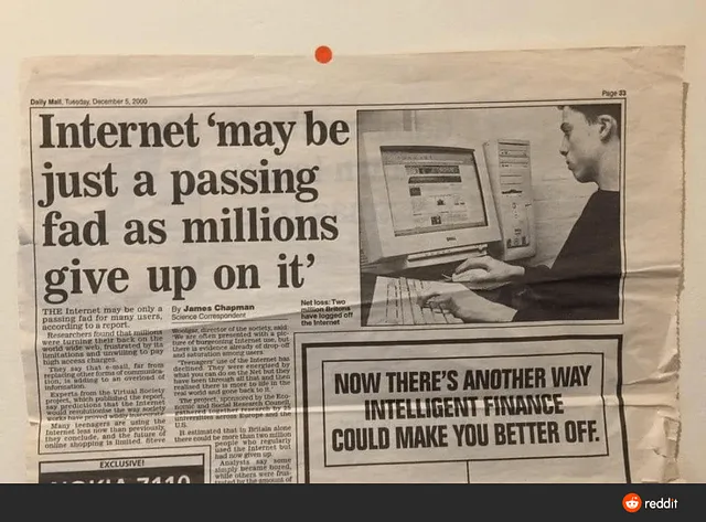 Newspaper clip of daily mail from 2000 stating Internet is just a passign fad